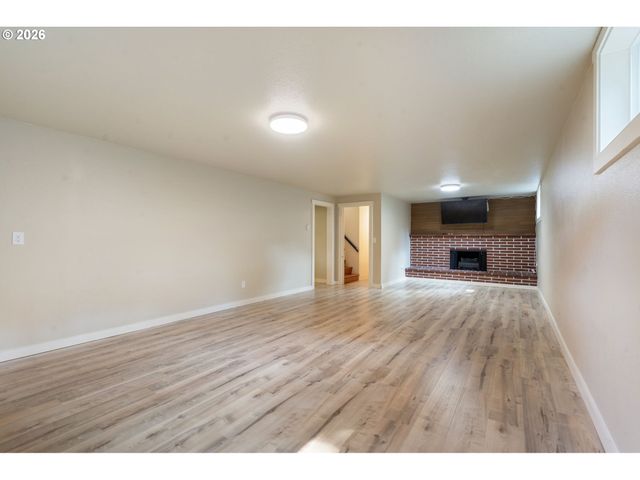 823 Nw 60TH St, Vancouver, WA 98663