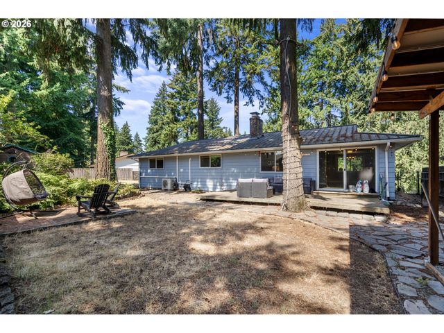 823 Nw 60TH St, Vancouver, WA 98663