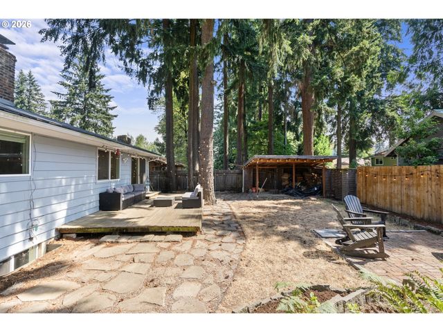 823 Nw 60TH St, Vancouver, WA 98663