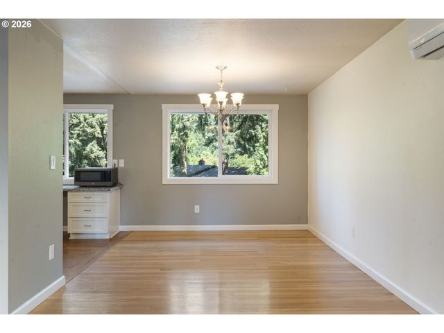 823 Nw 60TH St, Vancouver, WA 98663