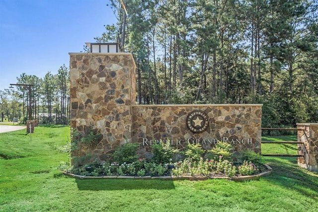 15268 Forest Grove Drive, Willis, TX 77378