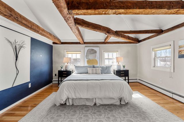 197 Madison St Apt 5, Portsmouth, NH 03801