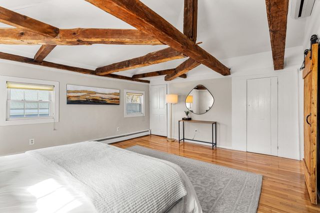 197 Madison St Apt 5, Portsmouth, NH 03801