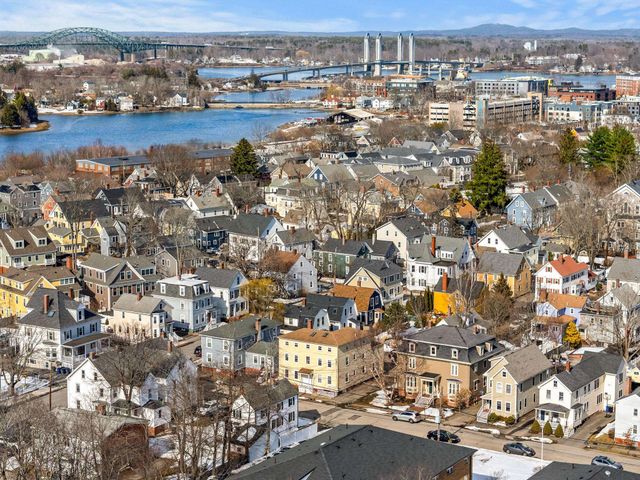 197 Madison St Apt 5, Portsmouth, NH 03801