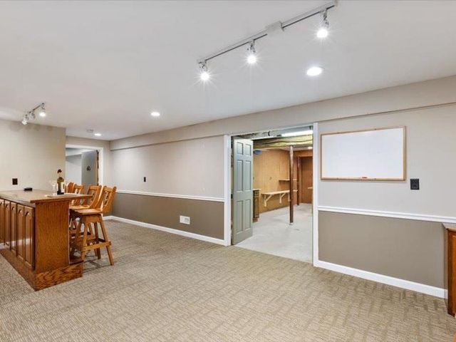 110 Pheasant Lane, Manchester, NH 03109