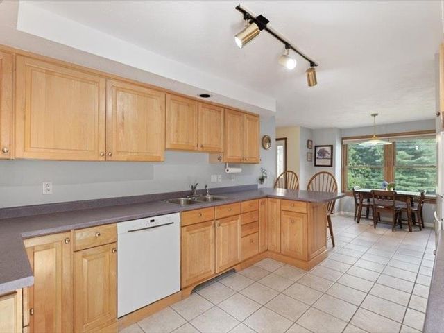 110 Pheasant Lane, Manchester, NH 03109