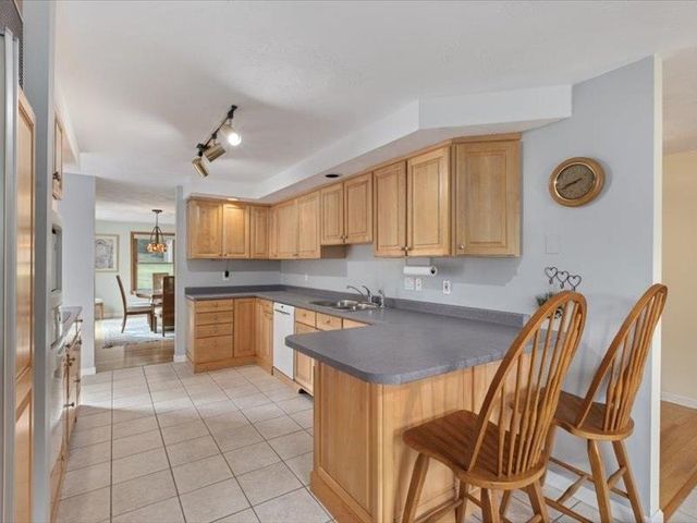 110 Pheasant Lane, Manchester, NH 03109