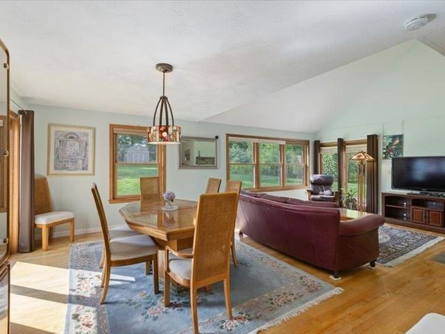 110 Pheasant Lane, Manchester, NH 03109