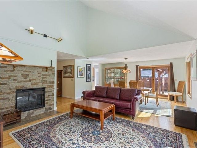 110 Pheasant Lane, Manchester, NH 03109