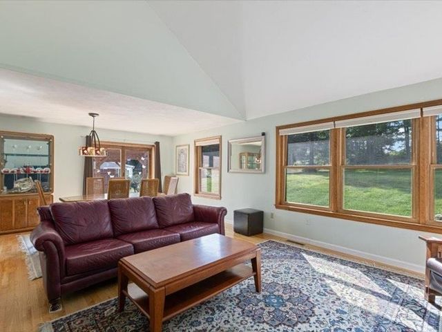 110 Pheasant Lane, Manchester, NH 03109