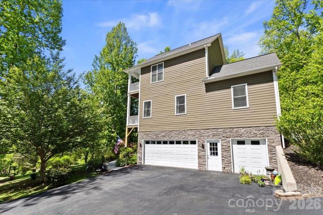 1307 Golf Course Road, Old Fort, NC 28762