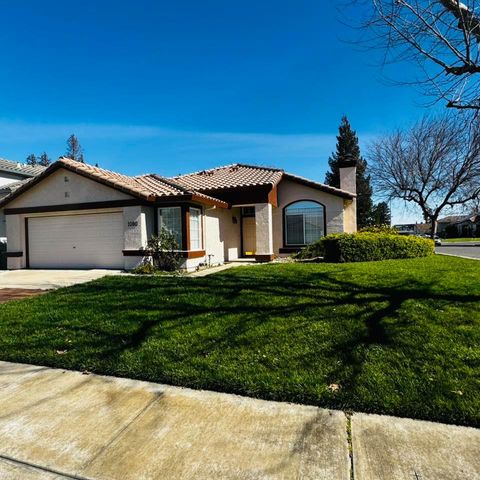 1080 Ruess Rd, Ripon, CA 95366