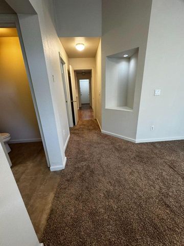 1080 Ruess Rd, Ripon, CA 95366