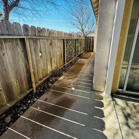 1080 Ruess Rd, Ripon, CA 95366