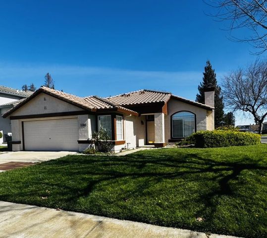 1080 Ruess Rd, Ripon, CA 95366
