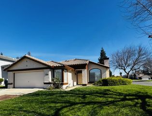 1080 Ruess Rd, Ripon, CA 95366