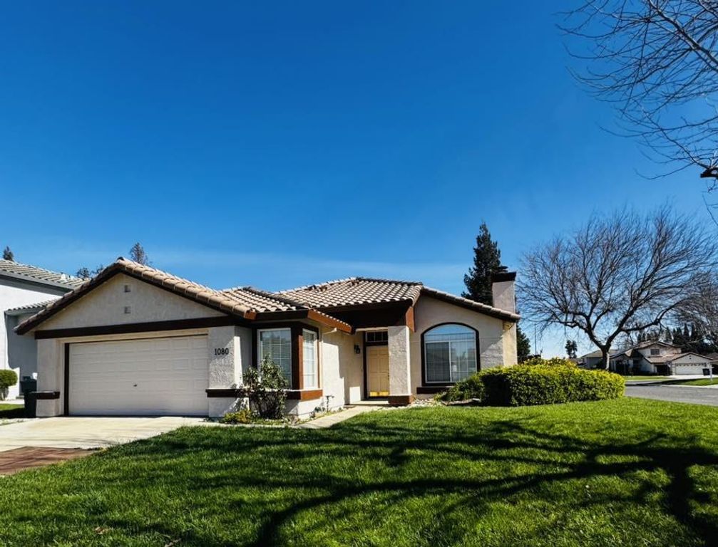 1080 Ruess Rd, Ripon, CA 95366