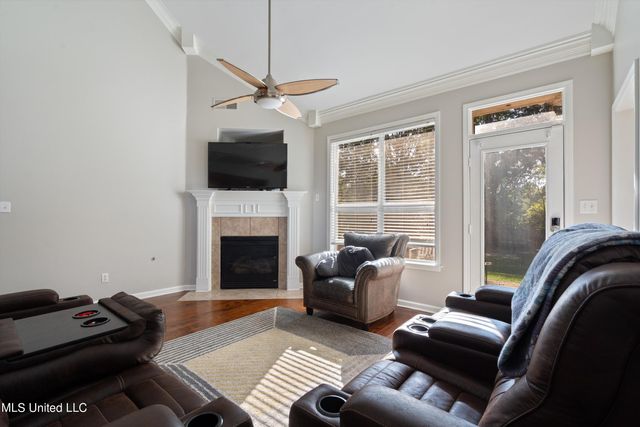 3523 Montys Circle, Southaven, MS 38672