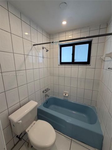 17150 NE 23rd Ave 10, North Miami Beach, FL 33160