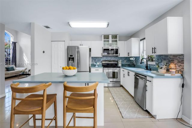 18172 SW 3rd St, Pembroke Pines, FL 33029