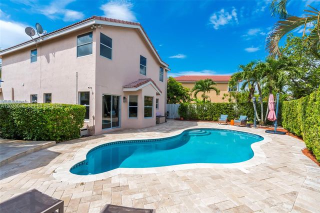 18172 SW 3rd St, Pembroke Pines, FL 33029