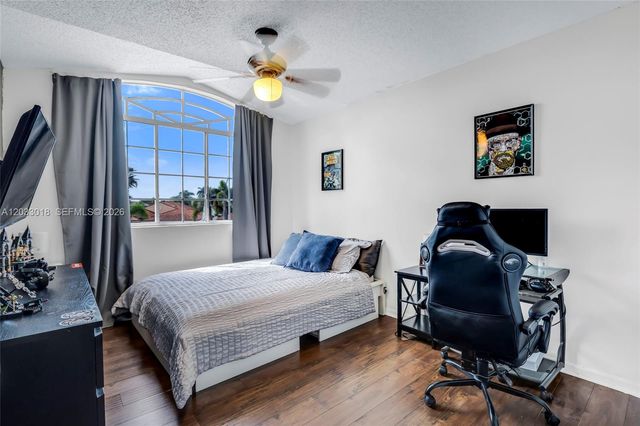 18172 SW 3rd St, Pembroke Pines, FL 33029