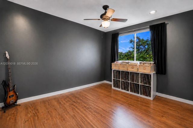 18172 SW 3rd St, Pembroke Pines, FL 33029