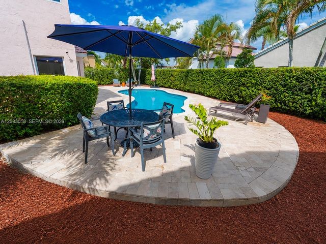 18172 SW 3rd St, Pembroke Pines, FL 33029