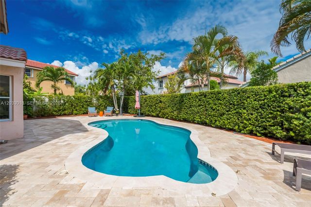 18172 SW 3rd St, Pembroke Pines, FL 33029