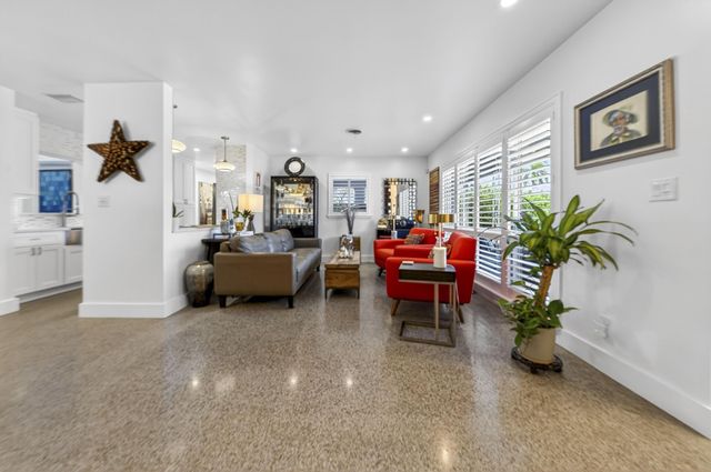 4801 NE 4th Avenue, Oakland Park, FL 33334