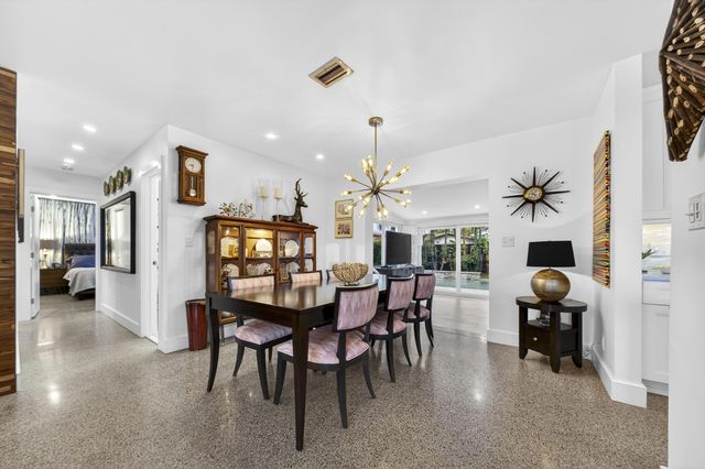 4801 NE 4th Avenue, Oakland Park, FL 33334