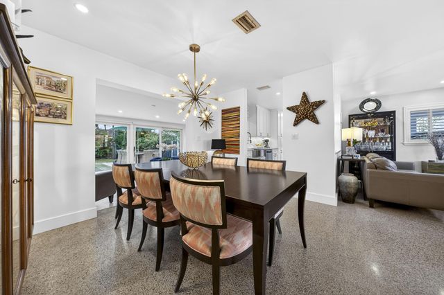 4801 NE 4th Avenue, Oakland Park, FL 33334