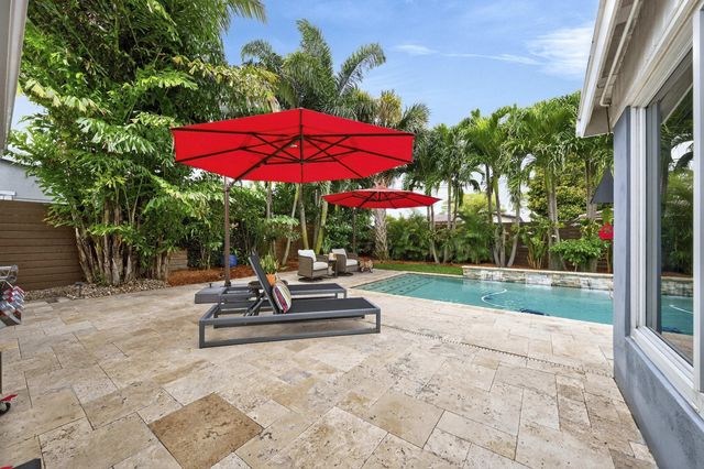 4801 NE 4th Avenue, Oakland Park, FL 33334