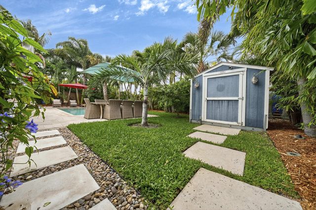 4801 NE 4th Avenue, Oakland Park, FL 33334