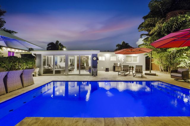 4801 NE 4th Avenue, Oakland Park, FL 33334