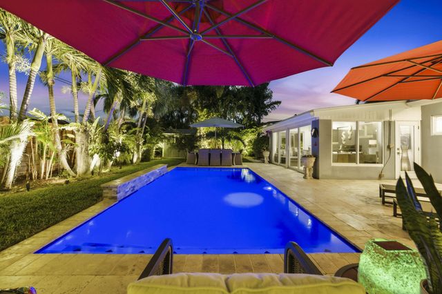 4801 NE 4th Avenue, Oakland Park, FL 33334