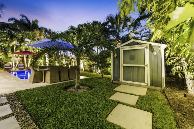 4801 NE 4th Avenue, Oakland Park, FL 33334