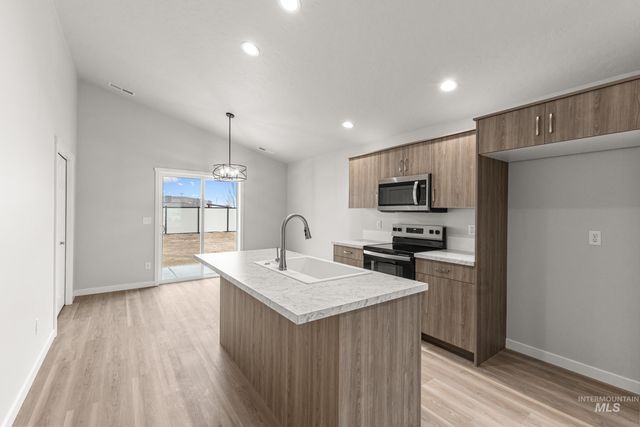 4112 Austin St, Caldwell, ID 83605