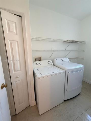 3165 NE 184th St 6102, Aventura, FL 33160