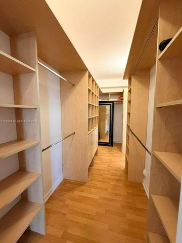 3165 NE 184th St 6102, Aventura, FL 33160