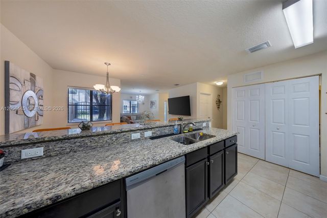 22501 SW 88th Pl 5-25, Cutler Bay, FL 33190