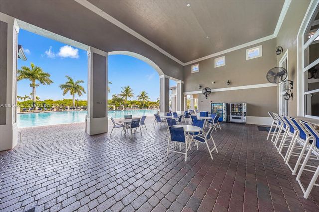 22501 SW 88th Pl 5-25, Cutler Bay, FL 33190