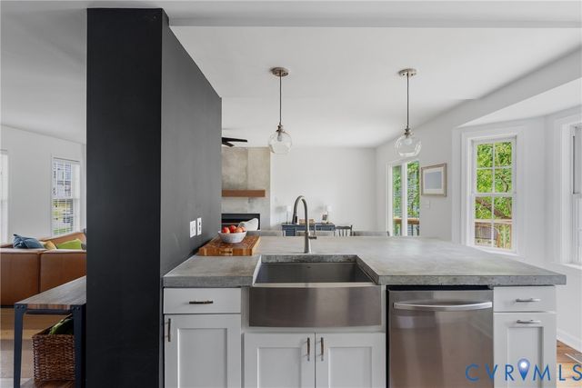 15019 Featherchase Dr, Chesterfield, VA 23832