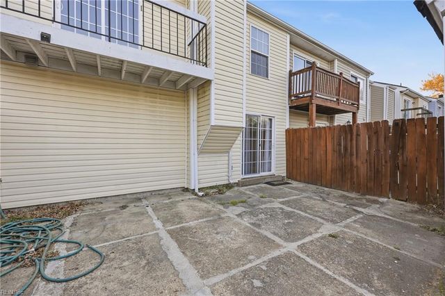 3670 Ship Chandlers WHRF, Virginia Beach, VA 23453