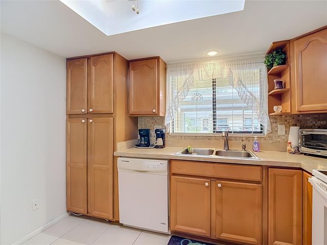 2546 OAKLEAF LANE 35C, Clearwater, FL 33763