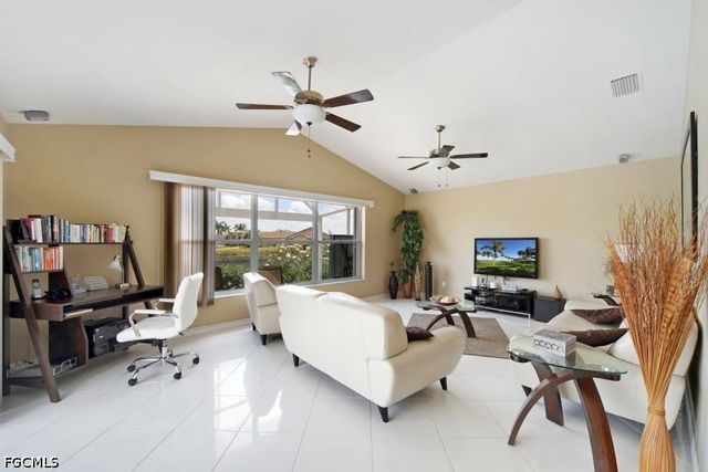 4009 SW 25th CT, Cape Coral, FL 33914