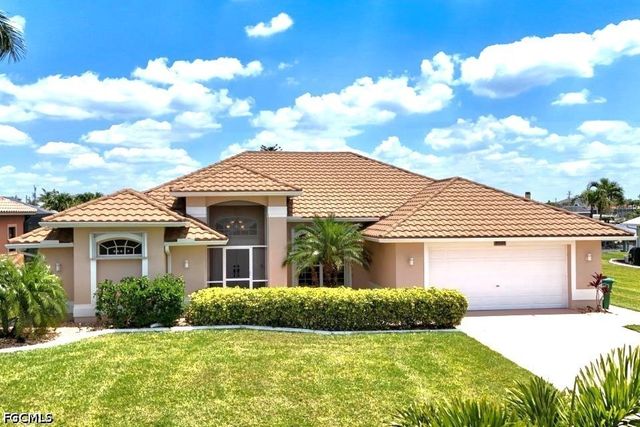 4009 SW 25th CT, Cape Coral, FL 33914