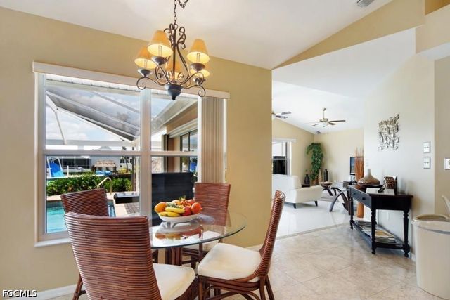 4009 SW 25th CT, Cape Coral, FL 33914