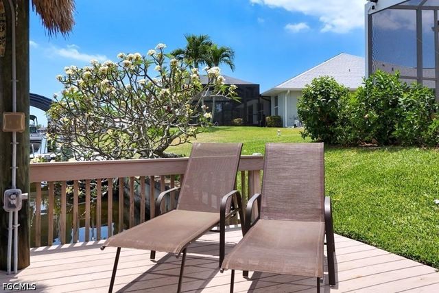 4009 SW 25th CT, Cape Coral, FL 33914