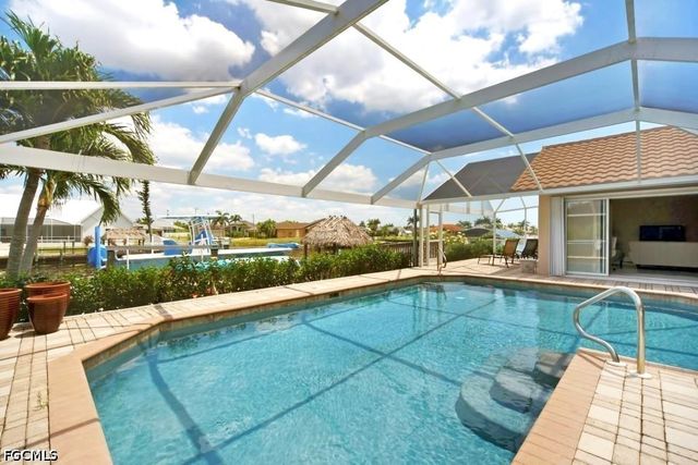 4009 SW 25th CT, Cape Coral, FL 33914